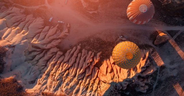 Adding ‘by’ is not enough to supplant a link with an exceptionally well-known trademark