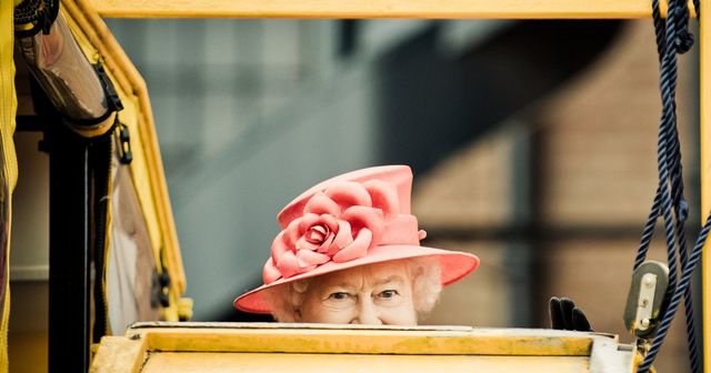 Meghan Markle et le prince Harry doivent renoncer à exercer leur titre