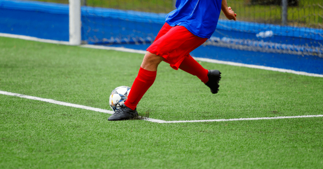 Douane neemt strenge maatregelen tegen namaak voetbalshirts