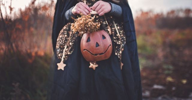 Halloween en de bescherming van Folklore